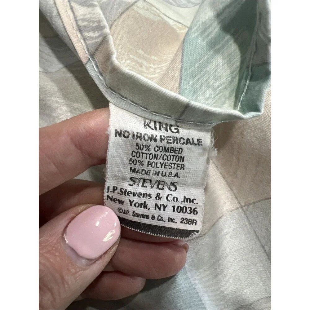 J.P. Stevens | Vintage King Sheet Set | Pastel Squares & Rectangles | 1980's